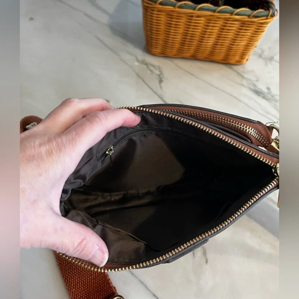 Small crossbody bag 3 in 1 attachable with coin purse and thick strap